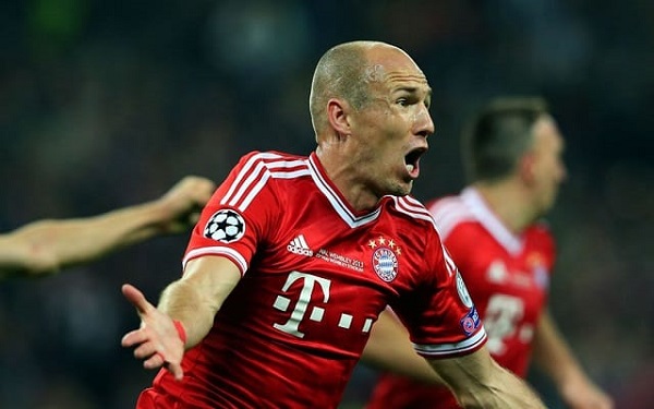 Cầu thủ Robben chia tay sân cỏ ở tuổi 35
